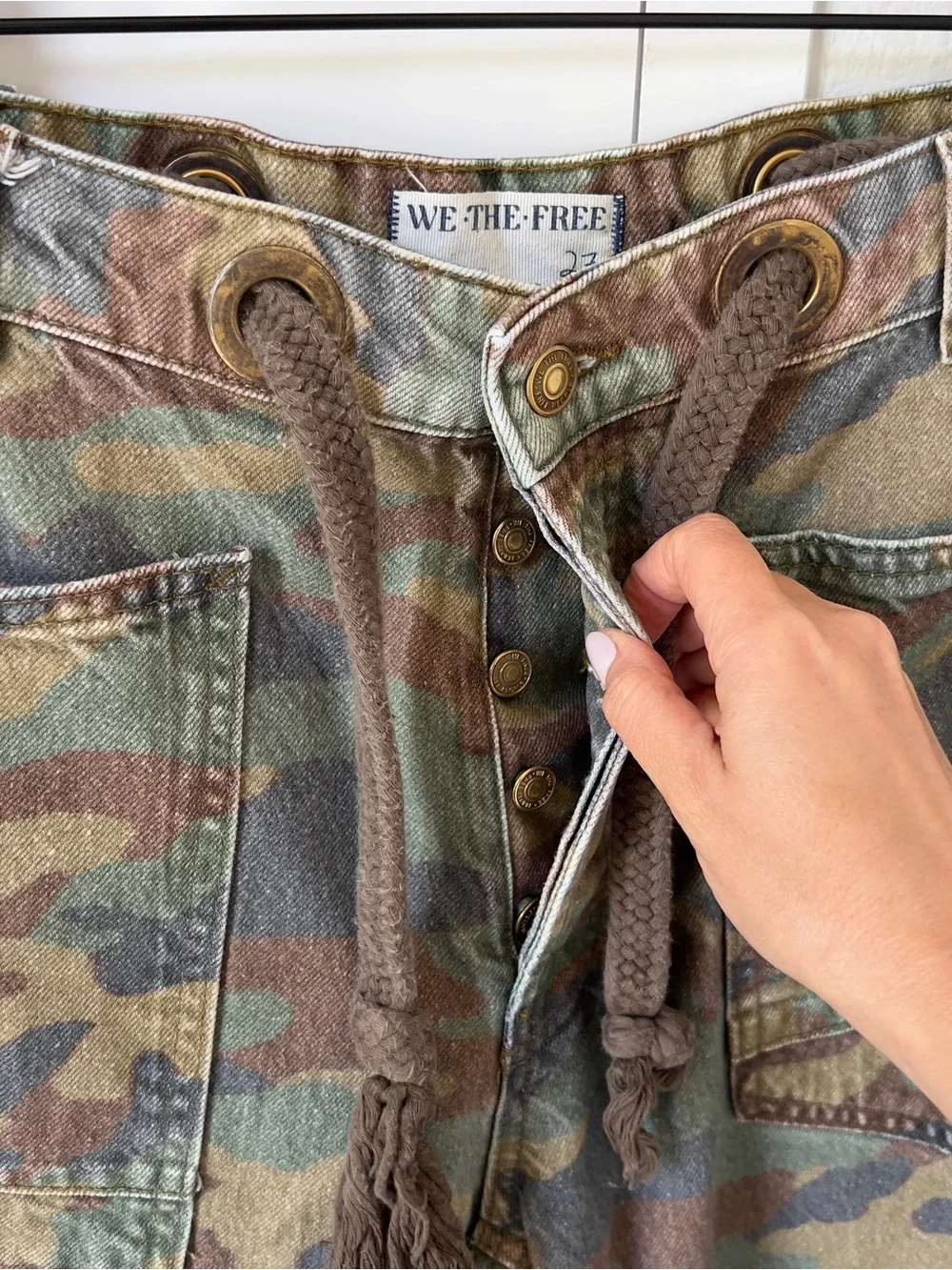 Free People Moxie Printed Low-Slung Barrel Jeans in Camo Moss Green